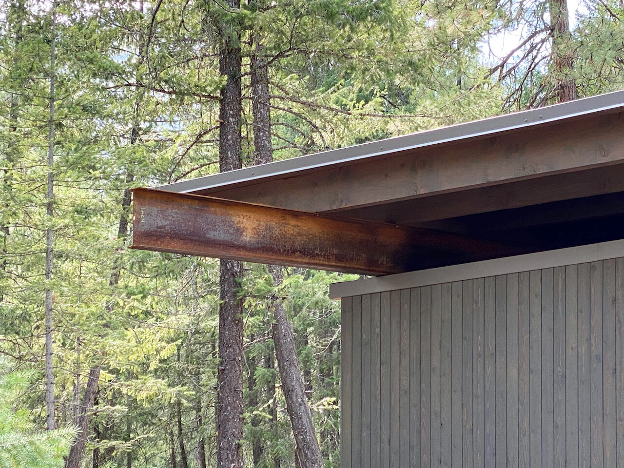 Hugg Hutt — residential architecture, Mazama, WA